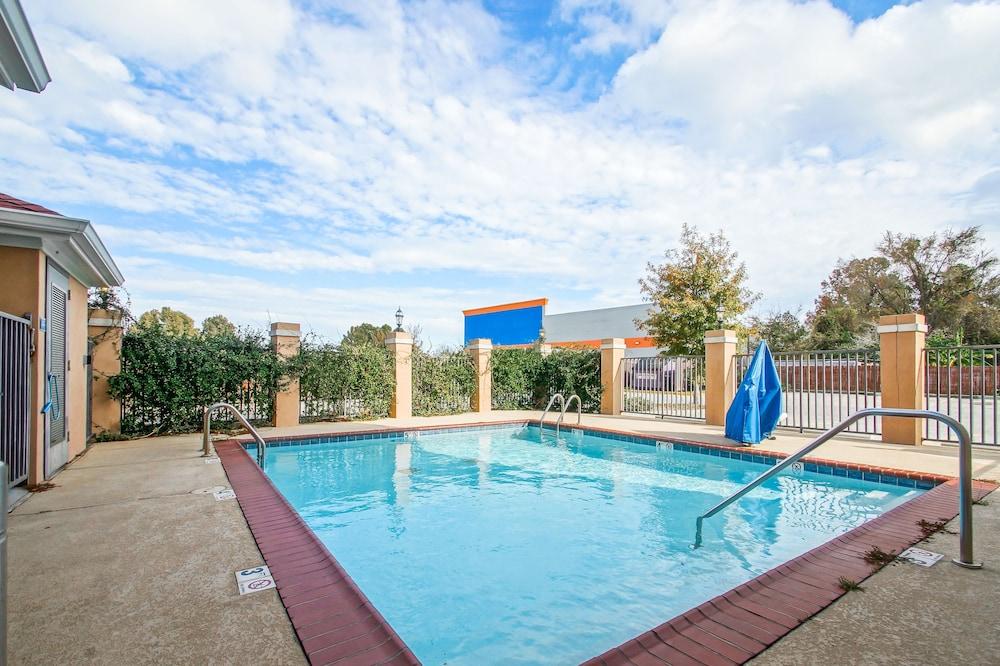 Days Inn By Wyndham Baton Rouge I-10 Prairieville Экстерьер фото