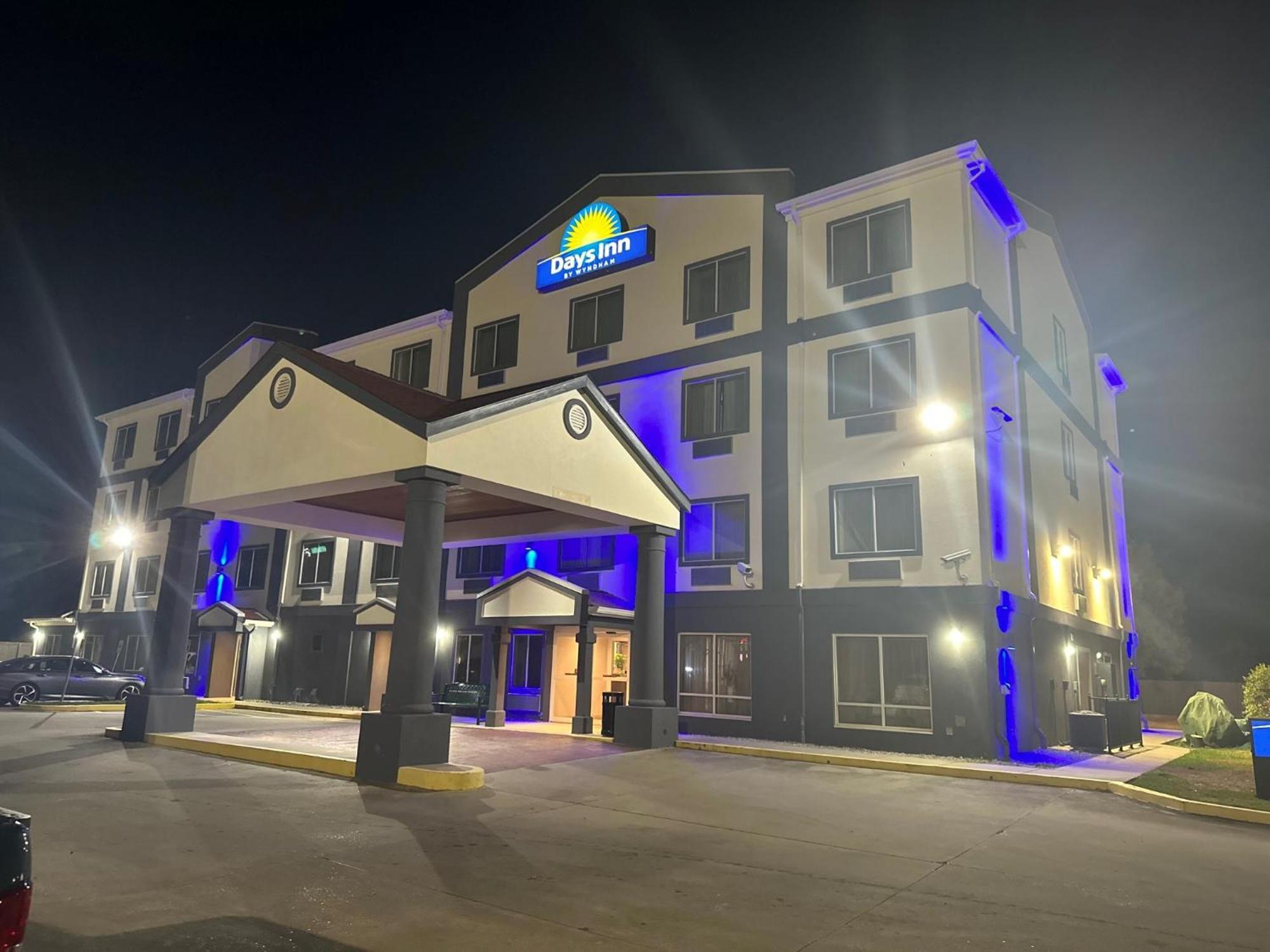 Days Inn By Wyndham Baton Rouge I-10 Prairieville Экстерьер фото