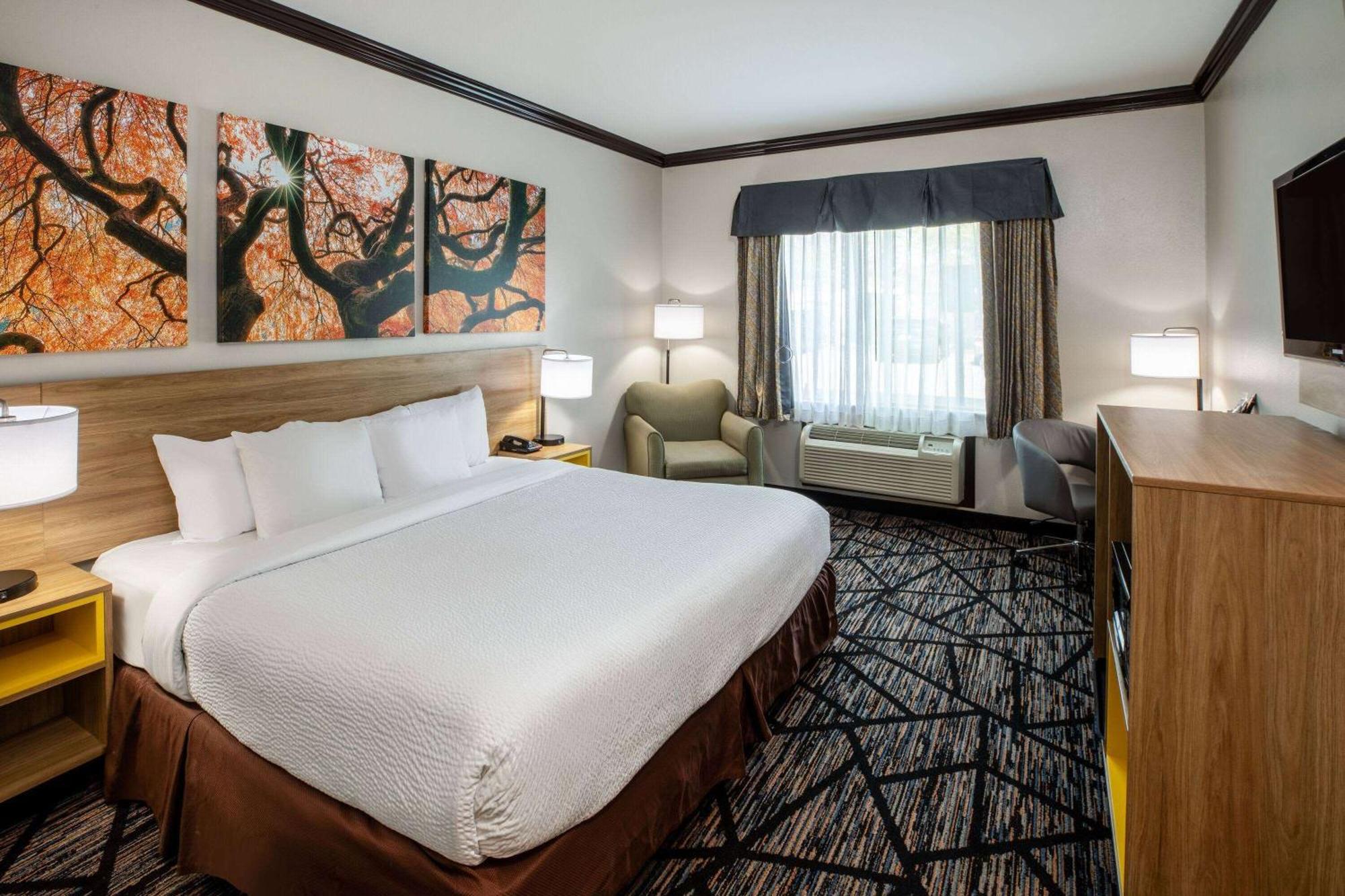 Days Inn By Wyndham Baton Rouge I-10 Prairieville Экстерьер фото